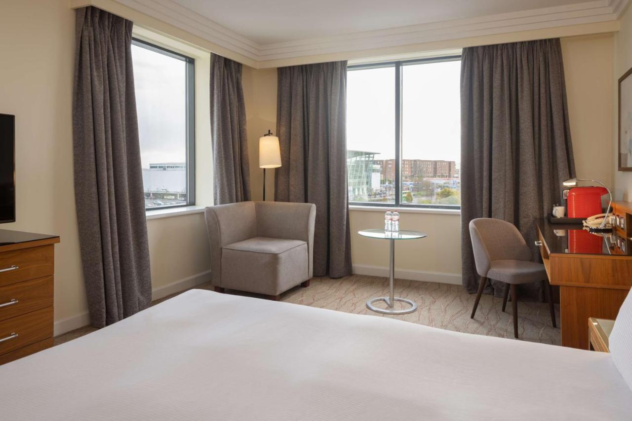 Hotel Hilton Dublin Airport Cloghran Exterior foto